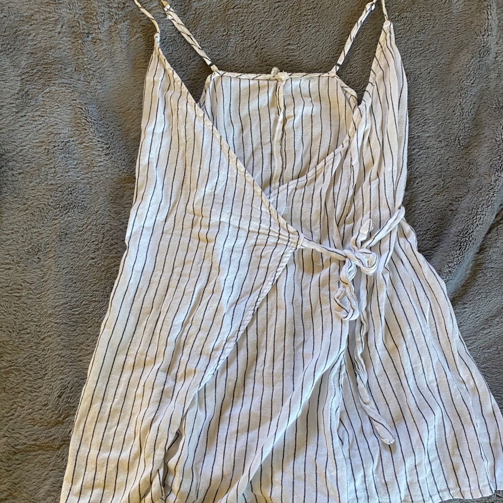 Romper - Picture 3 of 5